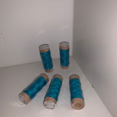 Filo Aurifil  floss 2810