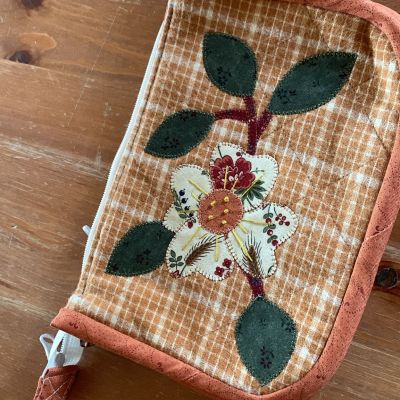La pochette a 3 tasche 4
